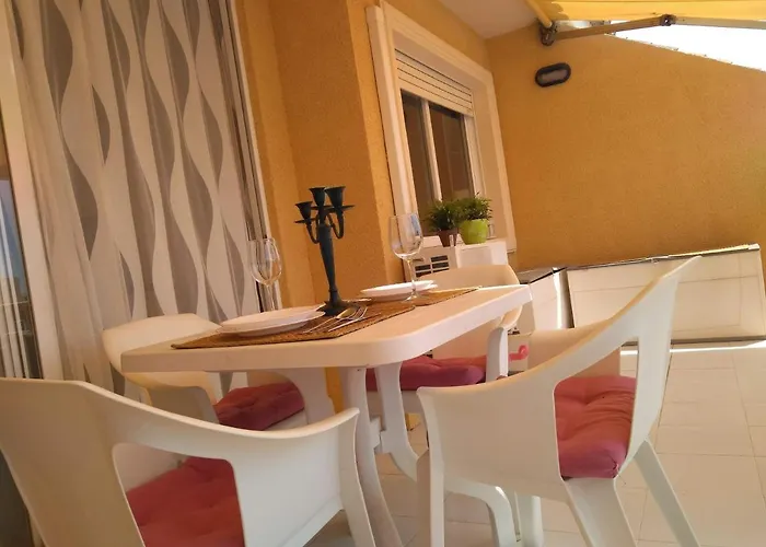 En Apolo 7 A 100mts De La Playa * Calp