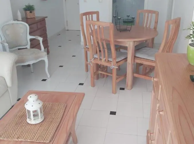 En Apolo 7 A 100mts De La Playa Apartment